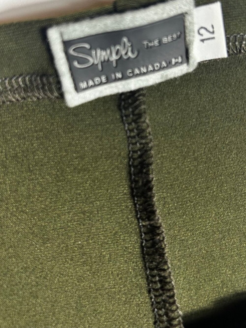 Sympli Olive Green Flared Pull-On Midi Skirt Made in Canada Size 12 - Picture 3 of 4